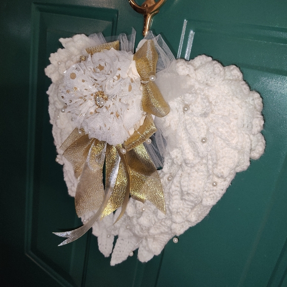 Handmade Angel Wings Wall Door Wreath - Picture 5 of 6